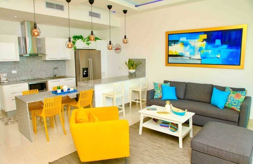 Juan Dolio - El Pueblo Apartment | Brisa Marina☀️ Beach-Pools-Wifi-Gym-Games- Games- Parking