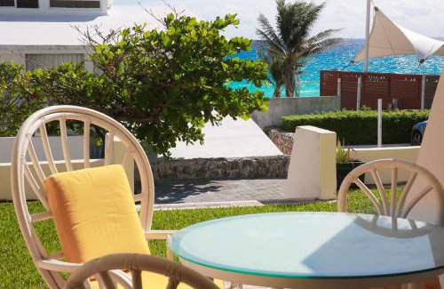 Zona Hotelera Apartment | Brisas Shores Beach & OceanFront Apartments 1 or 2 bedrooms Cancun Hotel Zone