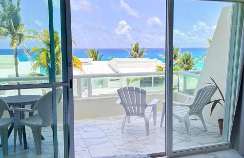 Zona Hotelera Apartment | Brisas Shores Terrace, Beachfront Apartments 1 bedroom with pool, Cancun hotel zone