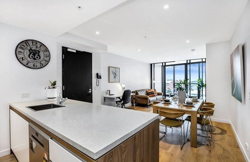 Fortitude Valley Apartment | Brisbane Chinatown 2 Bed Apt, Parking, Pool, Gym - Qfv147-8