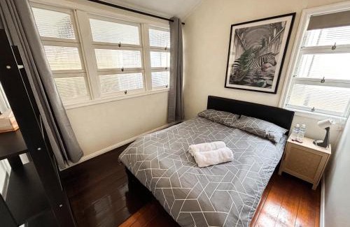 Kelvin Grove House | Brisbane Rooms