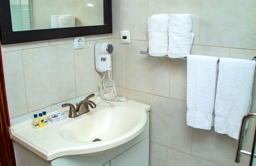 Luanda Hotel | Brisotel - Beira Mar