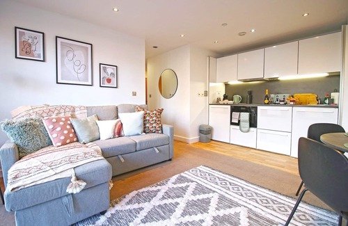 Bristol City Centre Apartment | Bristol City Centre - 2 Bedroom Apartment - Marsh House