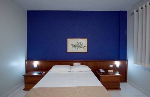 Amambai Hotel | Bristol Exceler Plaza Hotel