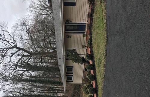 Bristol House | Bristol Whippoorwill Circle