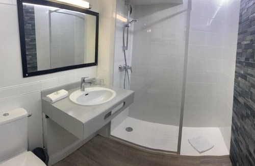 Concarneau Hotel | Brit Hotel de l'océan Concarneau