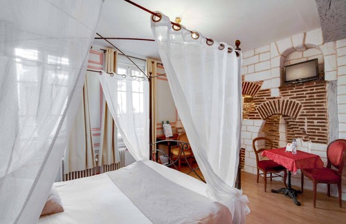 Old Town Hotel | Brit Hotel Les Comtes de Champagne Centre Historique