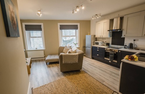 Honley Apartment | Britannia Road, Village Centre.