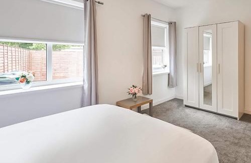 Eastgate House | Britton Hall Bungalow