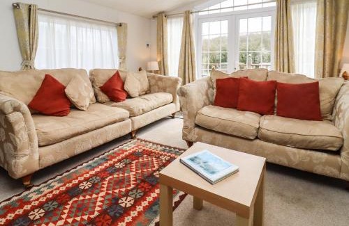 Moreton House | Broad Down