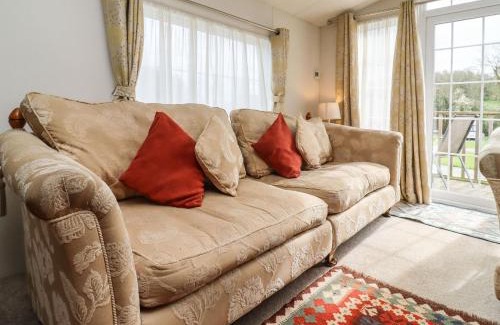 Moreton House | Broad Down