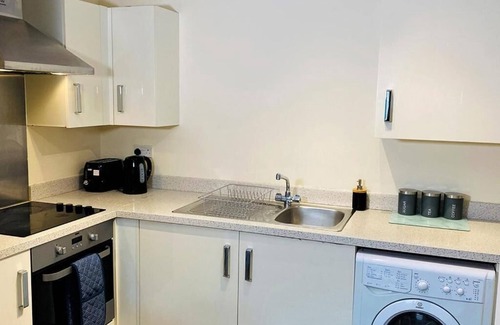 Wolverhampton Apartment | Broad Gauge Apartments