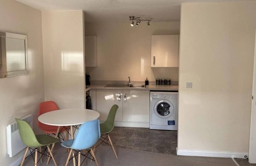 Wolverhampton Apartment | Broad Gauge Apartments
