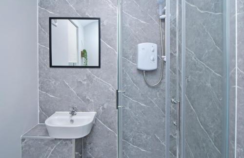 Crewe House | Broad House - By Sigma Stays