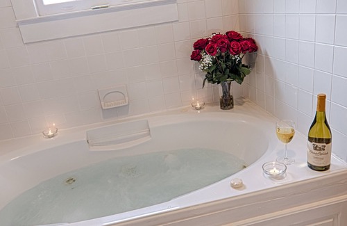 Chimney Rock Bed & Breakfast | Broad River Inn