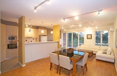 Inverloch Apartment | Broadbeach Inverloch Resort