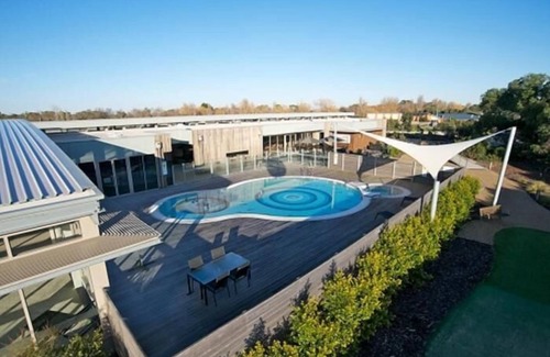 Inverloch Apartment | Broadbeach Inverloch Resort
