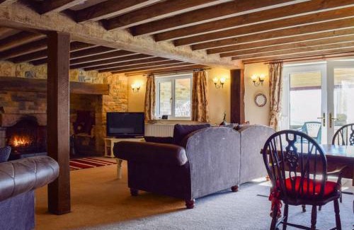 Butterton House | Broadmeadows Farm