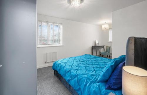 Lowestoft House | Broads Escape - 3 Bedroom House in Oulton Broads