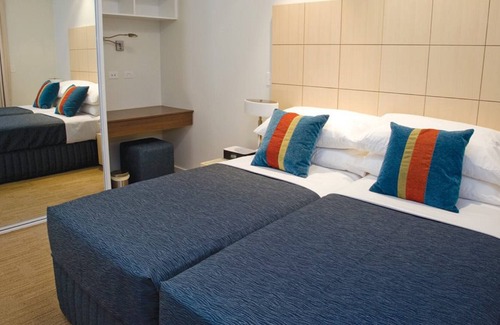 Beresford Hotel | Broadwater Mariner Resort