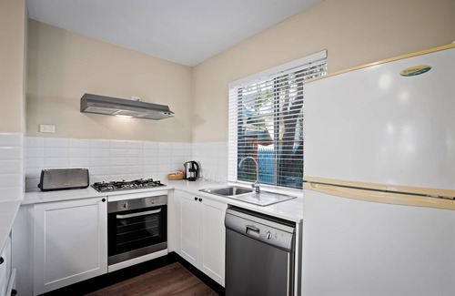 Broadwater Apartment | Broadwater Resort WA Tourism Awards 2024 Gold Winner