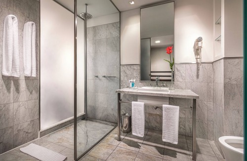 San Nicolas Hotel | Broadway Hotel & Suites
