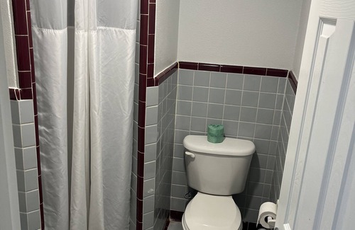 North San Antonio - SAT Hotel | Broadway Inn