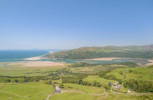 Arthog House | Bron LLety Ifan