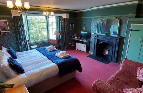 Corwen House | Bron-y-Graig