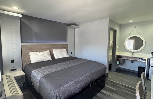 Central Alameda Hotel | Bronco Motel South Central