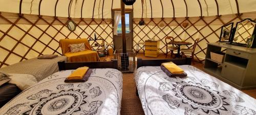 Llandovery Other | Bronfelen Yurt