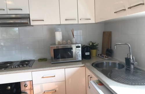 Bronte Apartment | Bronte beach 2BD apartment in Sydney's Best Suburb