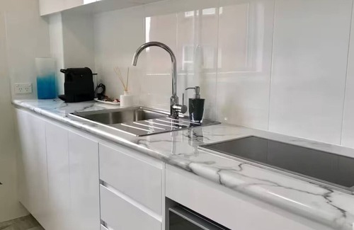 Bronte Apartment | Bronte beach studio in Sydney's Best Suburb Apt 3