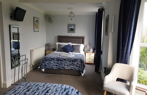 Builth Wells House | Bronwye Guest House