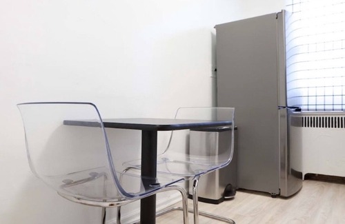 Tremont Apartment | Bronx Home - 30 minutes from midtown Manhattan!