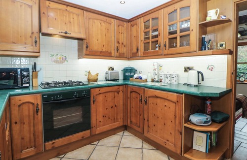 Little Hayfield Cottage | Brook Cottage