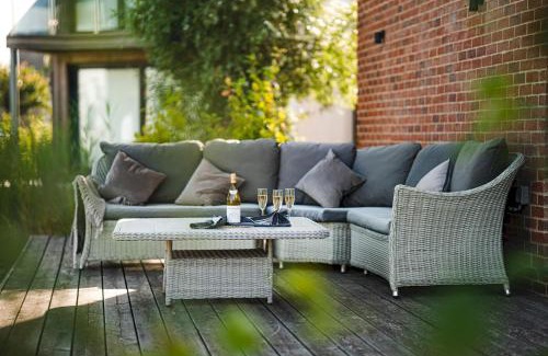 Holworth House | Brook Cottage WI14 Silverlake Dorset