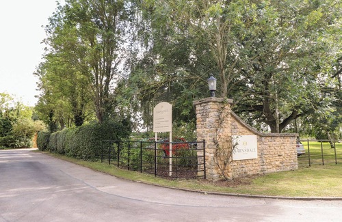 Barnsdale Cottage | Brooke
