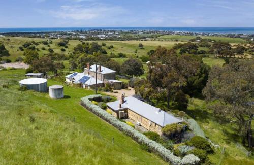 Port Elliot House | Brooklands Cottage 60 Heysen Rd Port Elliot - Linen Included
