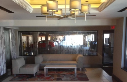 Hiler Hotel | Brooklyn Motor Inn