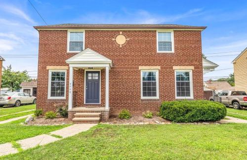Brooklyn House | Brooklyn Townhome Updated Kitchen Sleeps 4