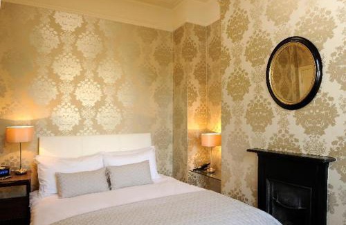 Bath House | Brooks Guesthouse