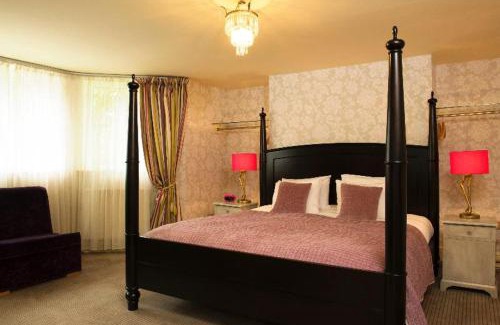 Bath House | Brooks Guesthouse