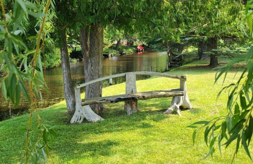 Grawn House | Brookside Cottages and Resort Grandview Cottage