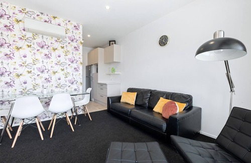Queenstown Apartment | Brookside Gem Modern 2 Bedroom Apartment
