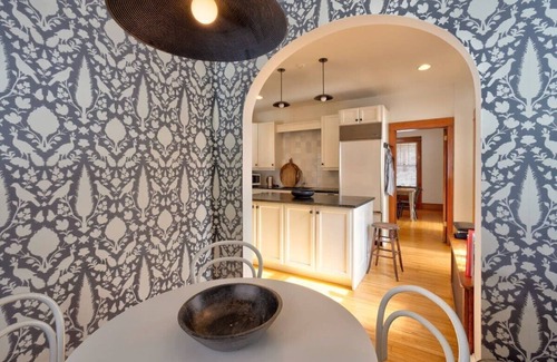 Youngsville House | Brookside Manor - Elegance near Livingston Manor