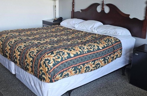 Brookville Hotel | Brookville Inn By OYO Near Dayton International Airport