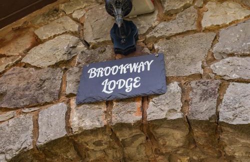 Lloc House | Brookway Lodge