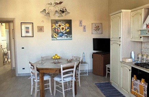 Caucana-finaiti-casuzze-finaiti Nord Apartment | Broom house 2 minutes walk from the beach