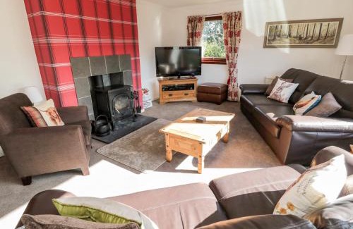 Jedburgh House | Broombaulks Farm Bungalow